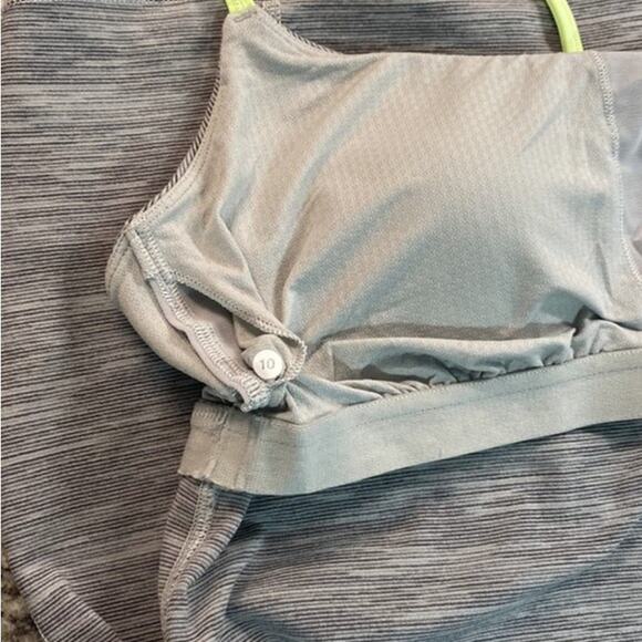 LULULEMON Cross Strappy Open Back Grey Green Neon Sports Bra Tank Top Shirt 10 - Picture 8 of 8
